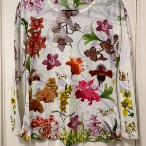 Floral long sleeve top